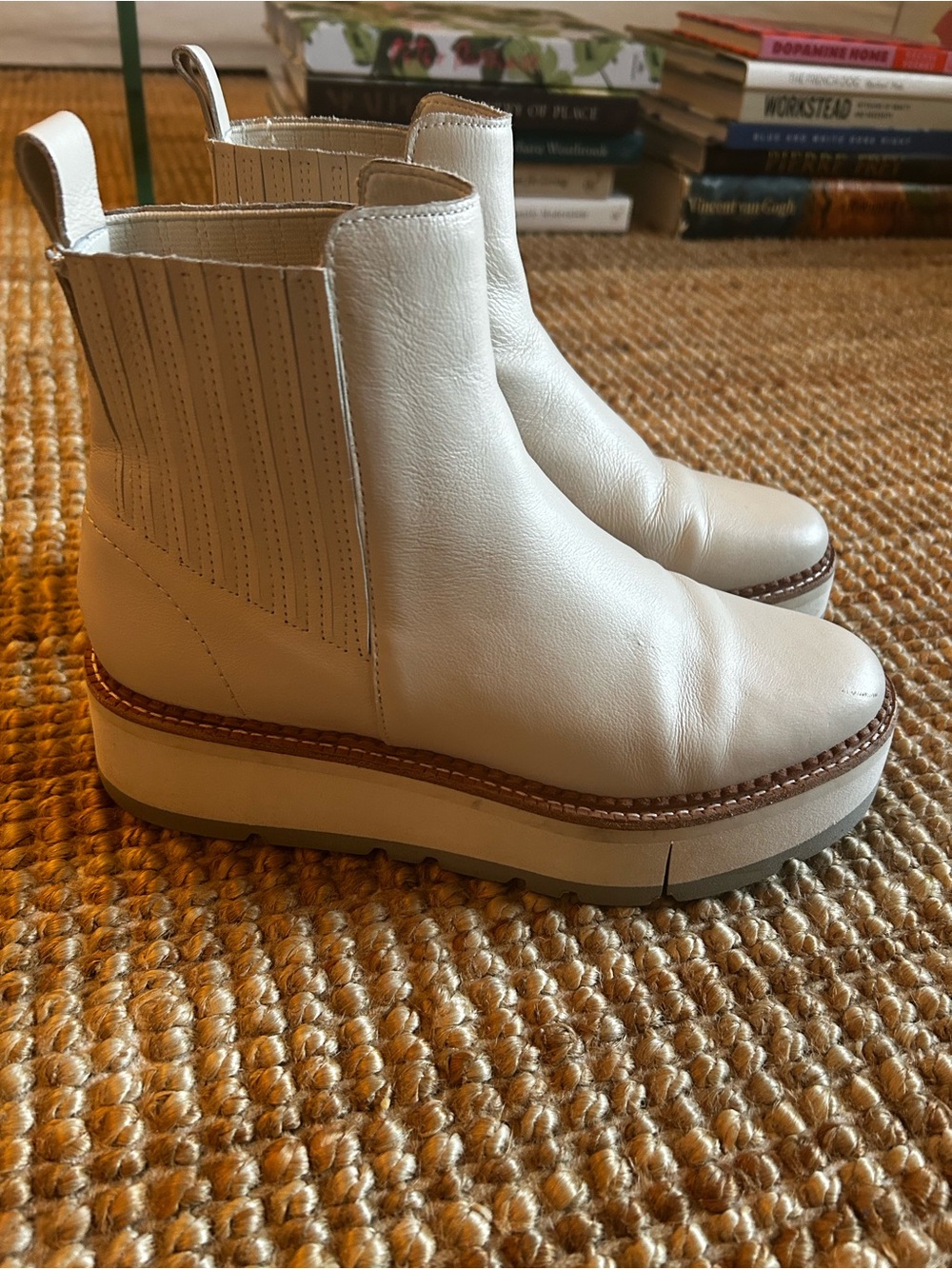 Women's White Chelsea Platform Boots - Sleek Pull-On Ankle Boots